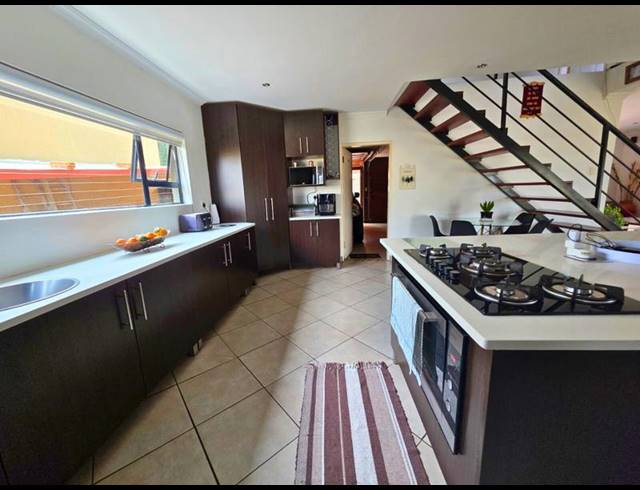 4 BEDROOM HOUSE FOR SALE IN TERENURE